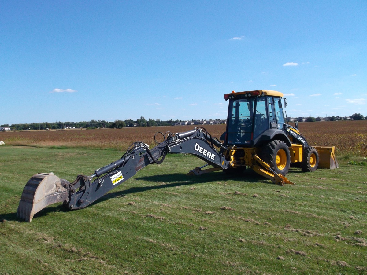 Premier Equipment Rentals Full Size Backhoes
